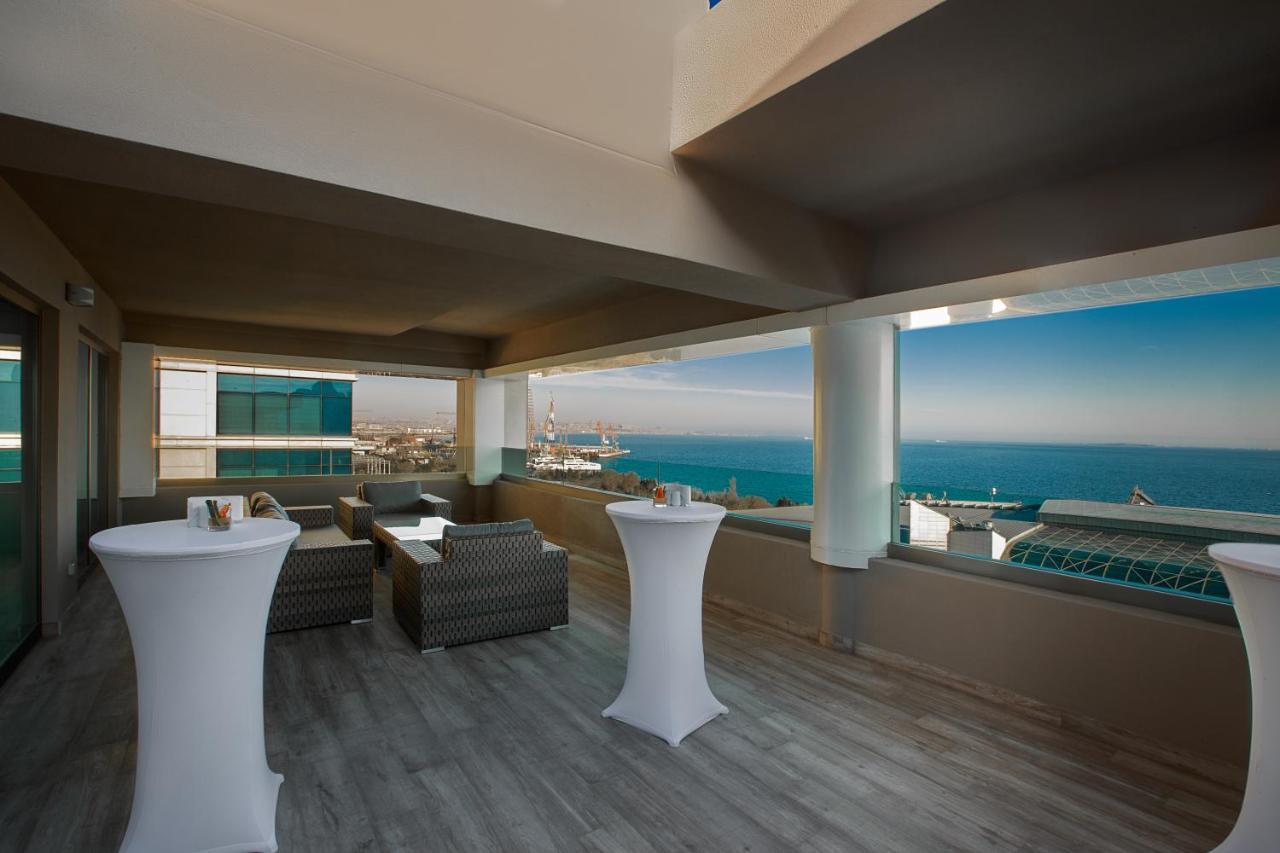 Appartamento con 1 Camera da Letto, Terrazza e Vista Mare